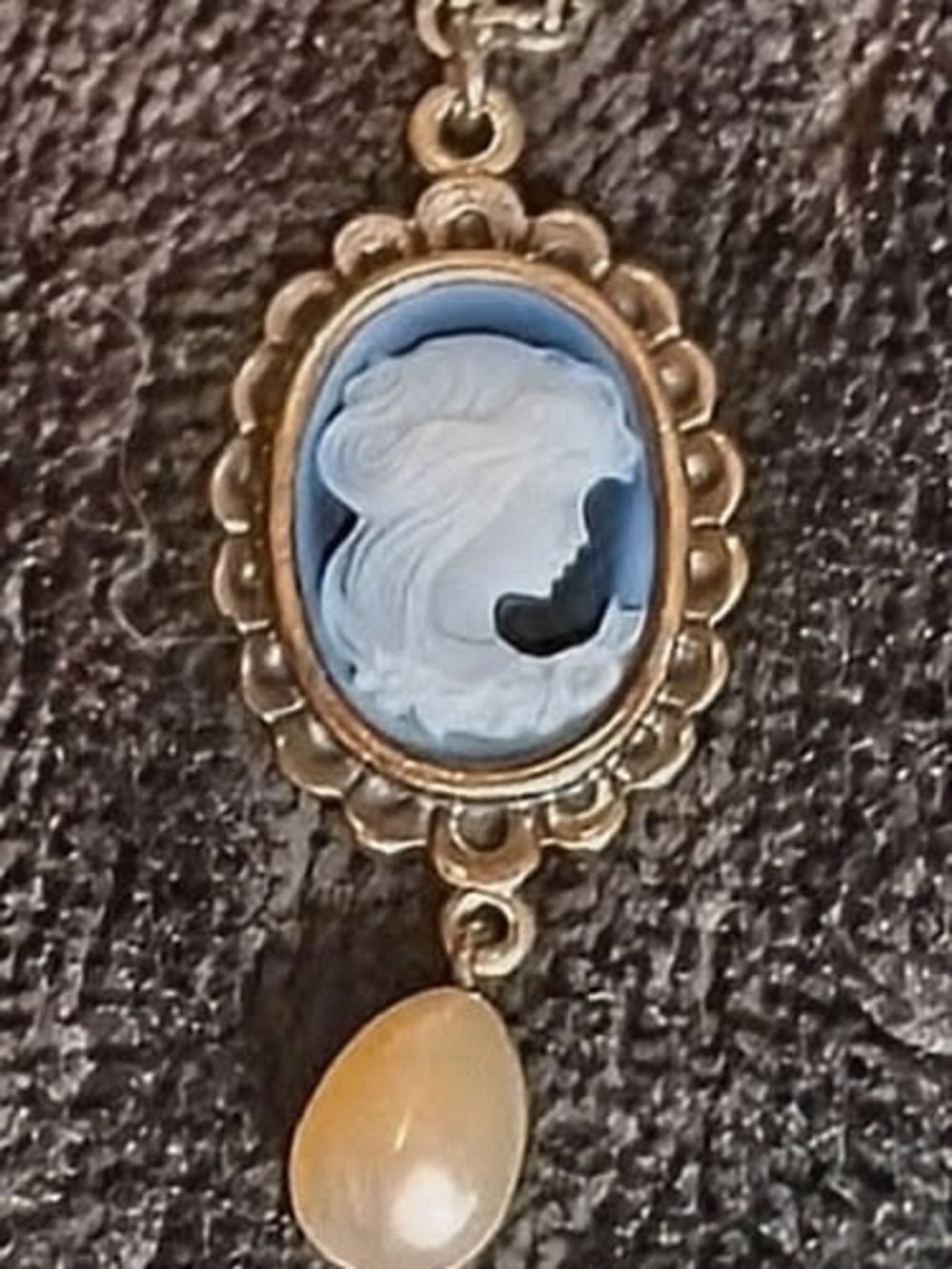 Pandora Blue Cameo Pendant Necklace with 925 silver Frame and peral Teardrop